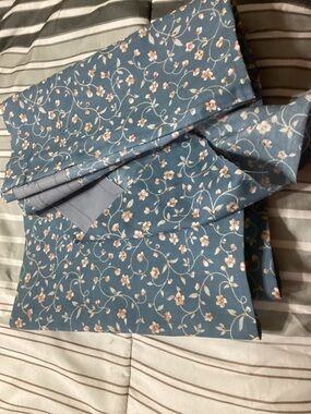 94” x 10 “ valence or cut into 4” to 5” quilting square floral blue